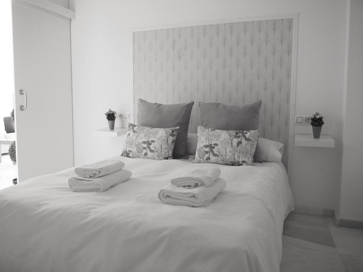 Apartament Jimios Alcazar Catedral Sewilla Zewnętrze zdjęcie